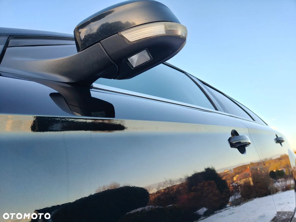 Ford Mondeo 2.0 TDCi Titanium X - 19