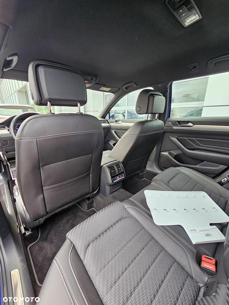 Volkswagen Passat 2.0 TSI Elegance DSG - 7
