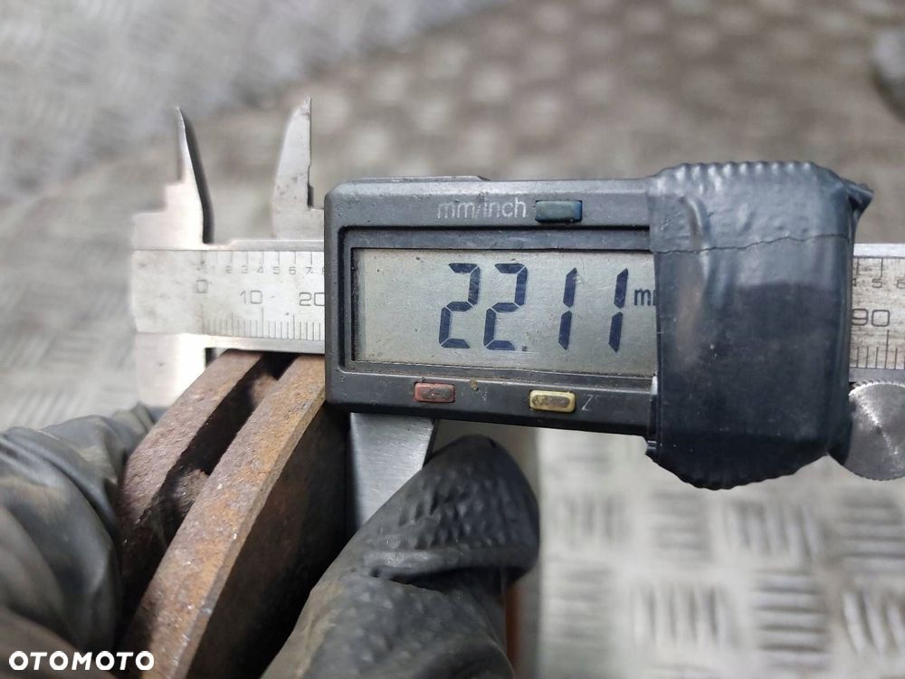 TARCZE HAMULCOWE PRZÓD + KLOCKI + ZACISKI MAZDA DEMIO I 1.5 16V - 6