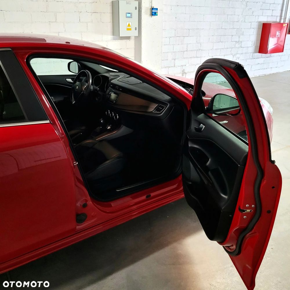 Alfa Romeo Giulietta 1.8 TBi 16V TCT Quadrifoglio Verde - 7