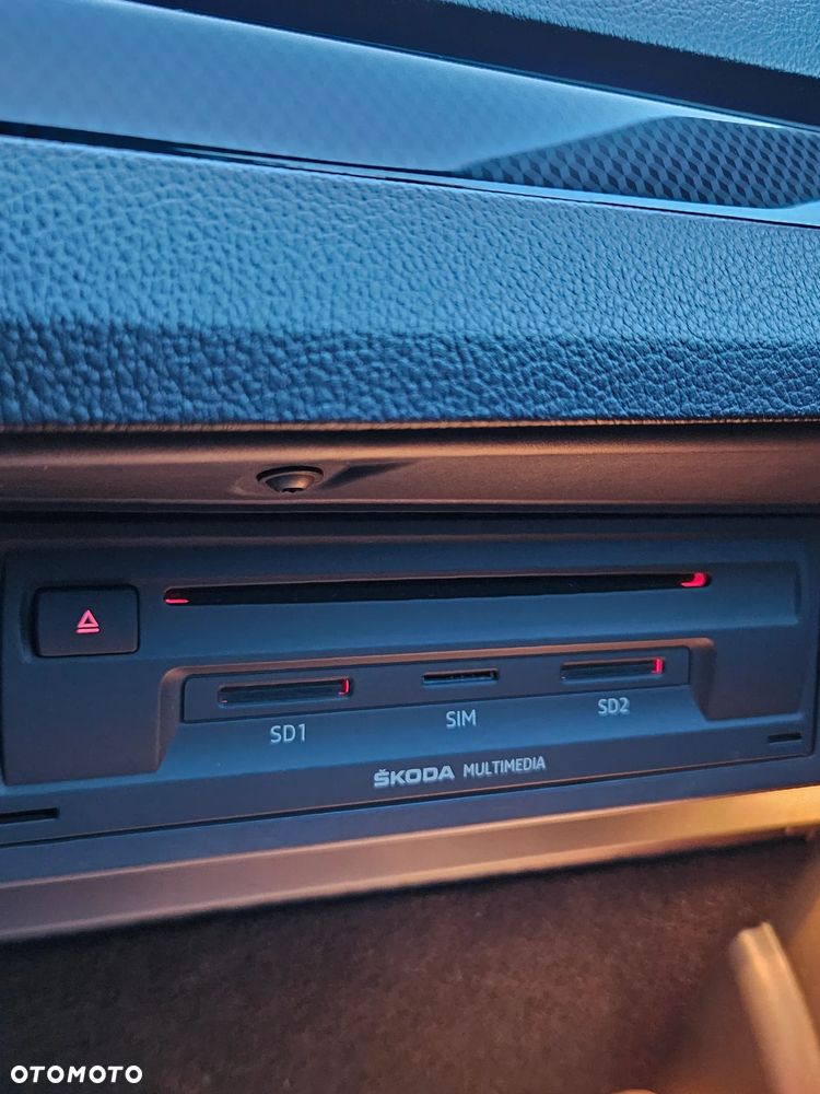 Skoda Superb 2.0 TDI 4x4 Sportline DSG - 22