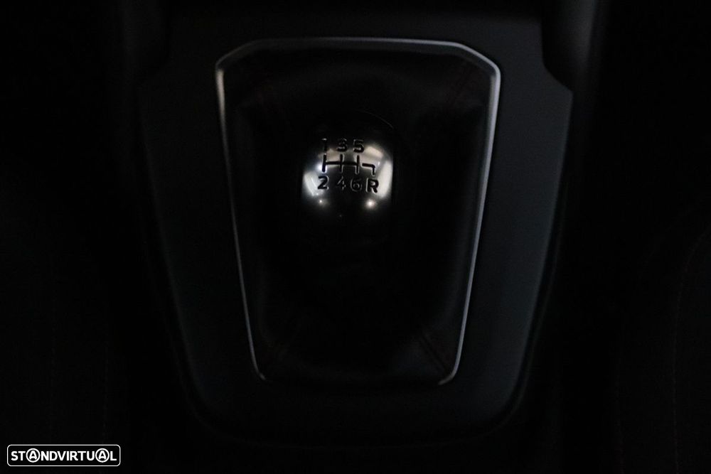 Ford Focus 1.0 EcoBoost MHEV ST-Line X - 15