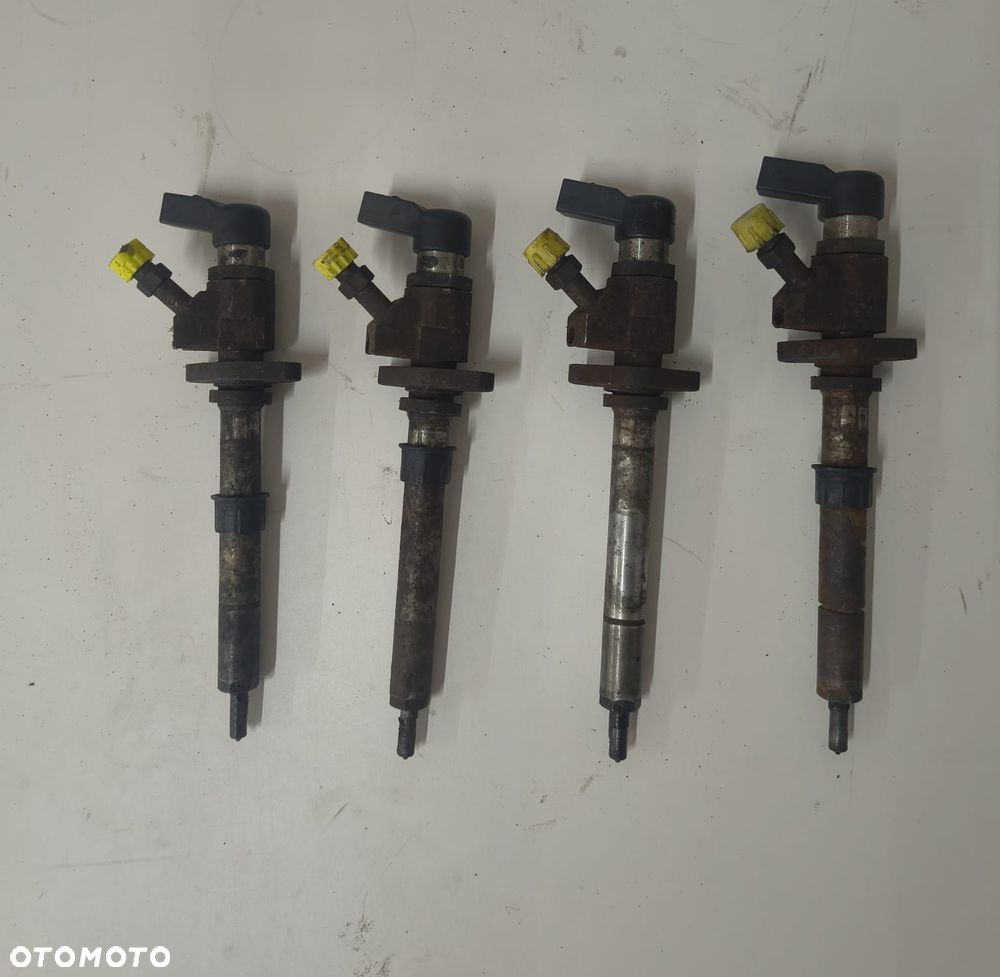 Wtryskiwacz Siemens/VDO CITROEN PEUGEOT FORD VOLVO 2.0 HDI TDCI, 9657144580 - 1