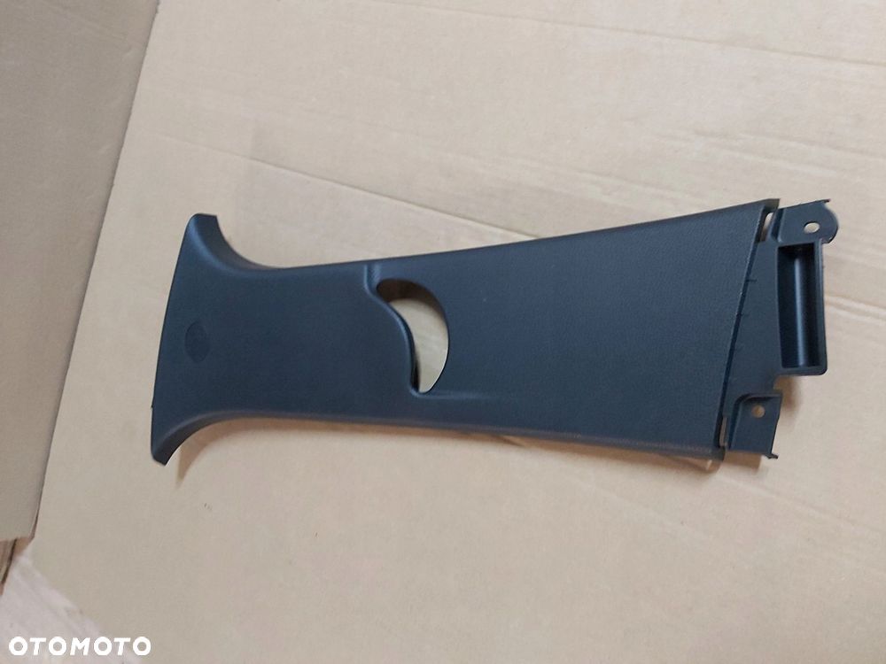 Toyota AYGO X CROSS osłona słupka B lewa poszycie lewe 62412-0H080 - 1