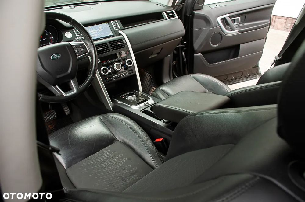 Land Rover Discovery Sport - 14
