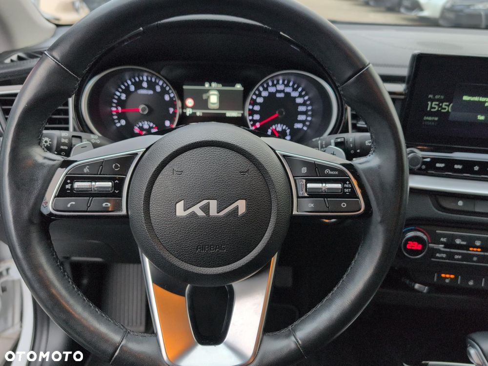 Kia XCeed 1.5 T-GDI L Business Line DCT - 16