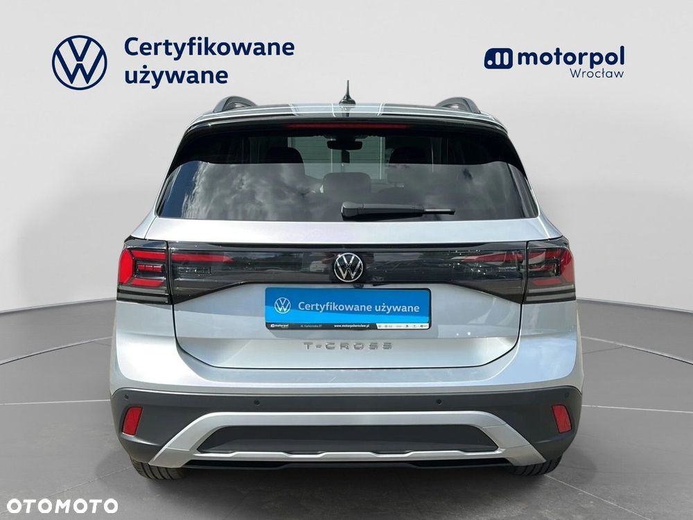 Volkswagen T-Cross - 13