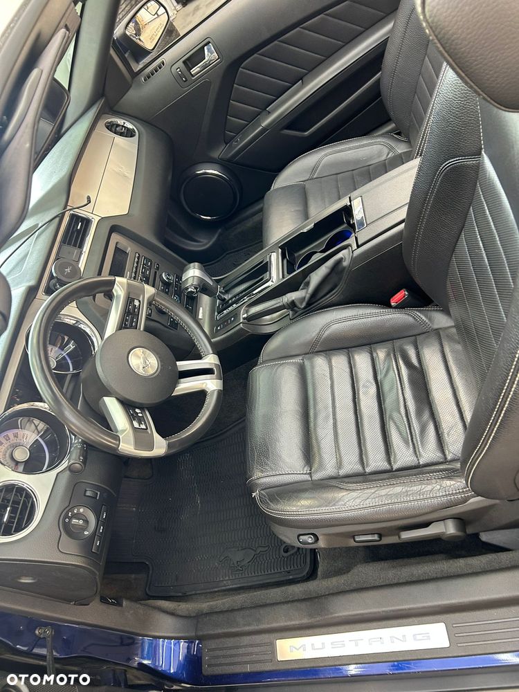 Ford Mustang 3.7 V6 Premium - 17