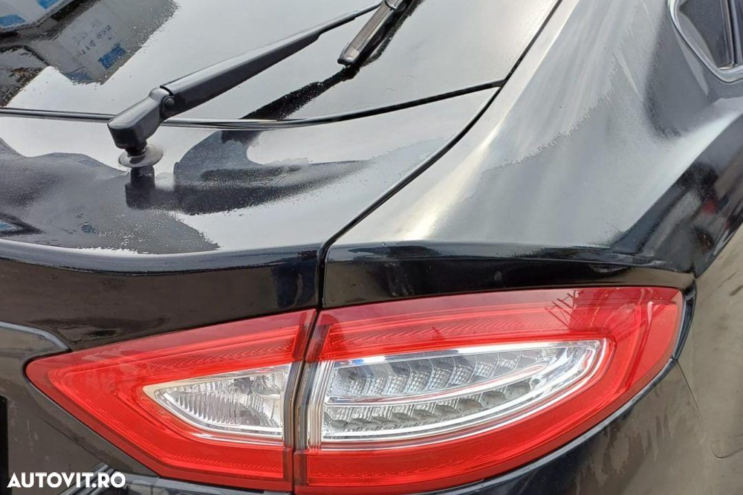 Stop Dreapta Ford Mondeo MK5 pe Haion - 1