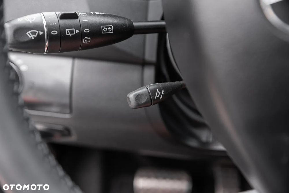 Mercedes-Benz ML 63 AMG 4Matic 7G-TRONIC 10th Anniversary - 17