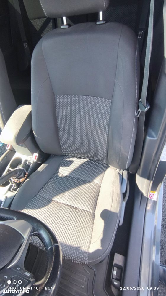 Toyota Corolla - 29
