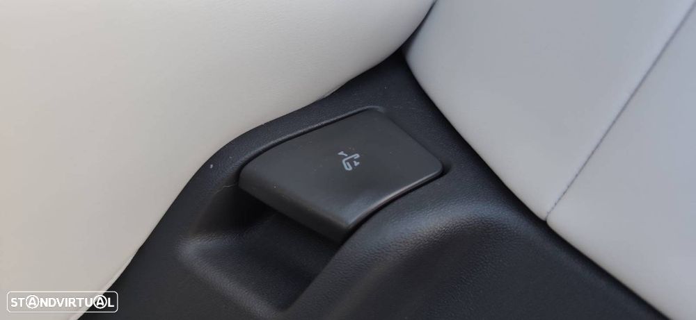 Xpeng G6 68.5 kWh Standard Range - 22
