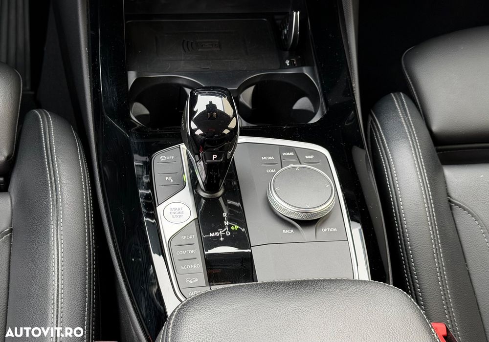 BMW X3 xDrive20i AT xLine - 16
