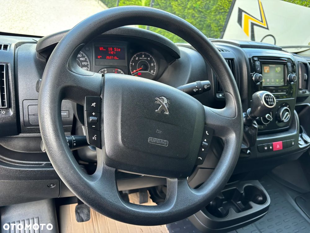 Peugeot Boxer L2H2**Klimatyzacja**Hak**Sprowadzony - 12