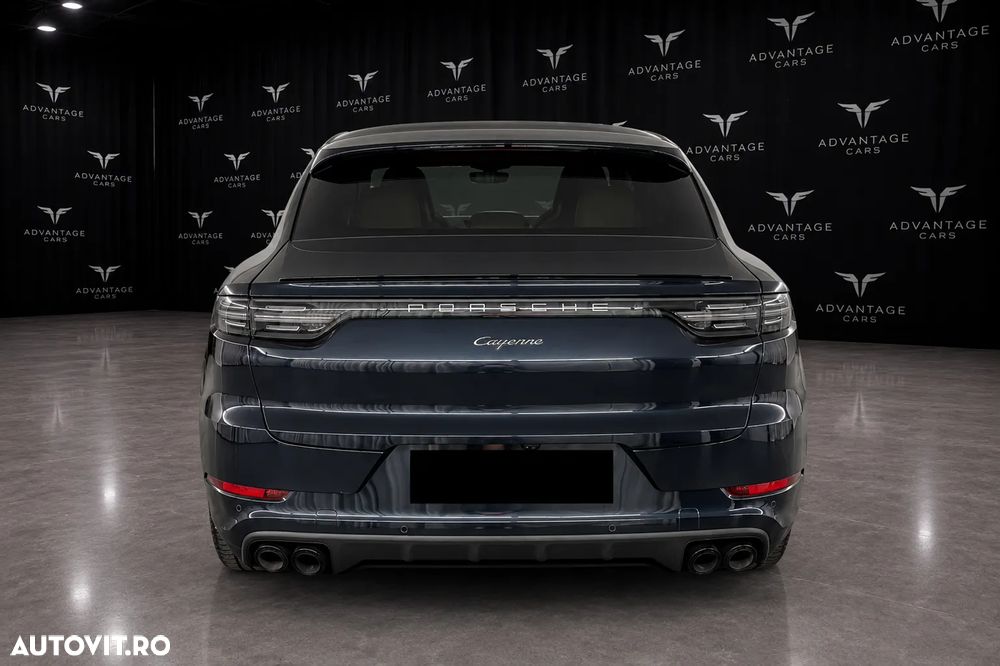 Porsche Cayenne Coupe E-Hybrid - 5