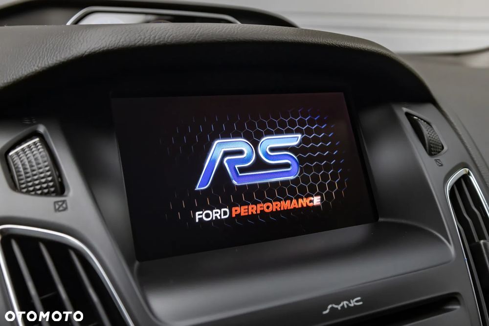 Ford Focus - 28