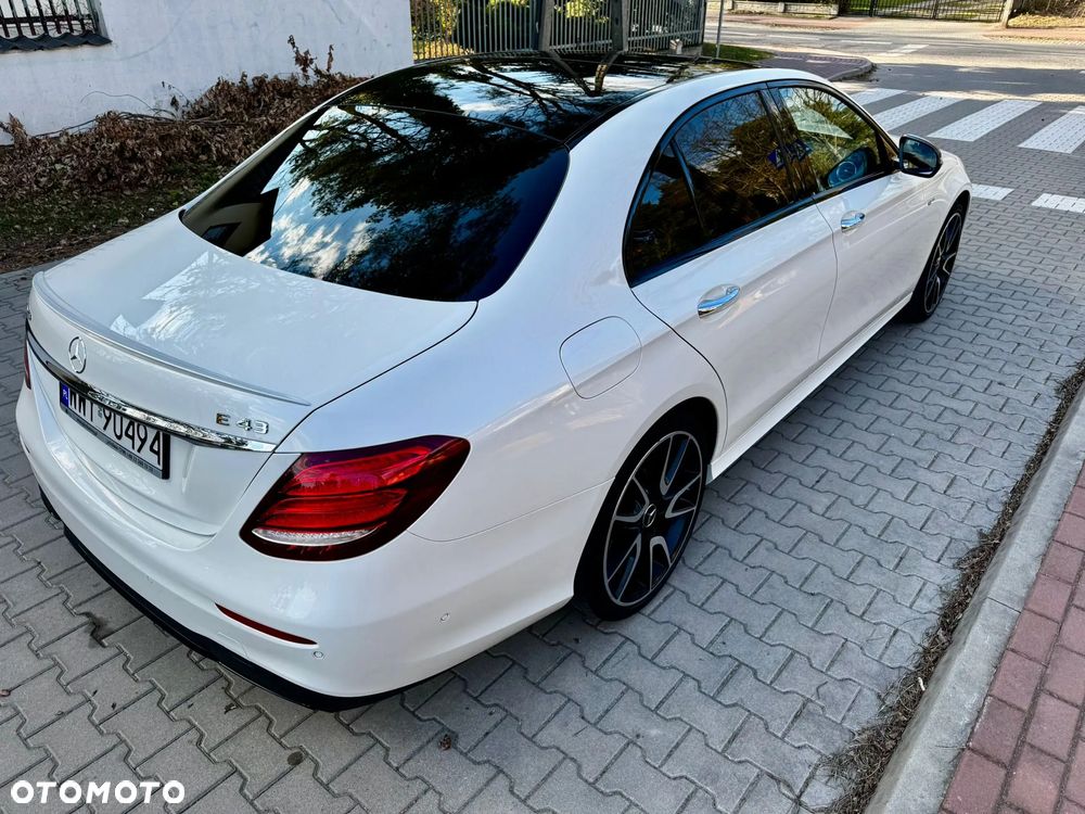 Mercedes-Benz Klasa E 43 AMG 4-Matic - 30