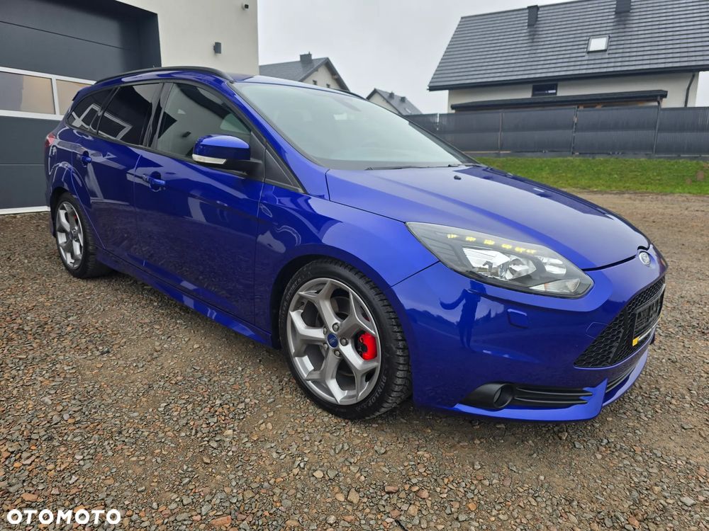 Ford Focus - 13