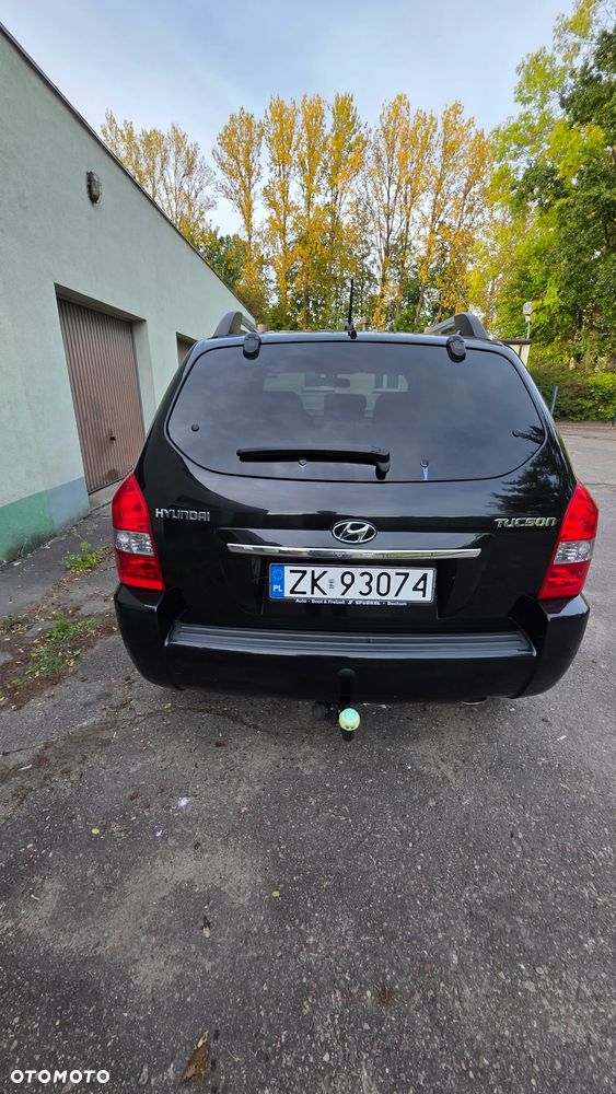 Hyundai Tucson - 2