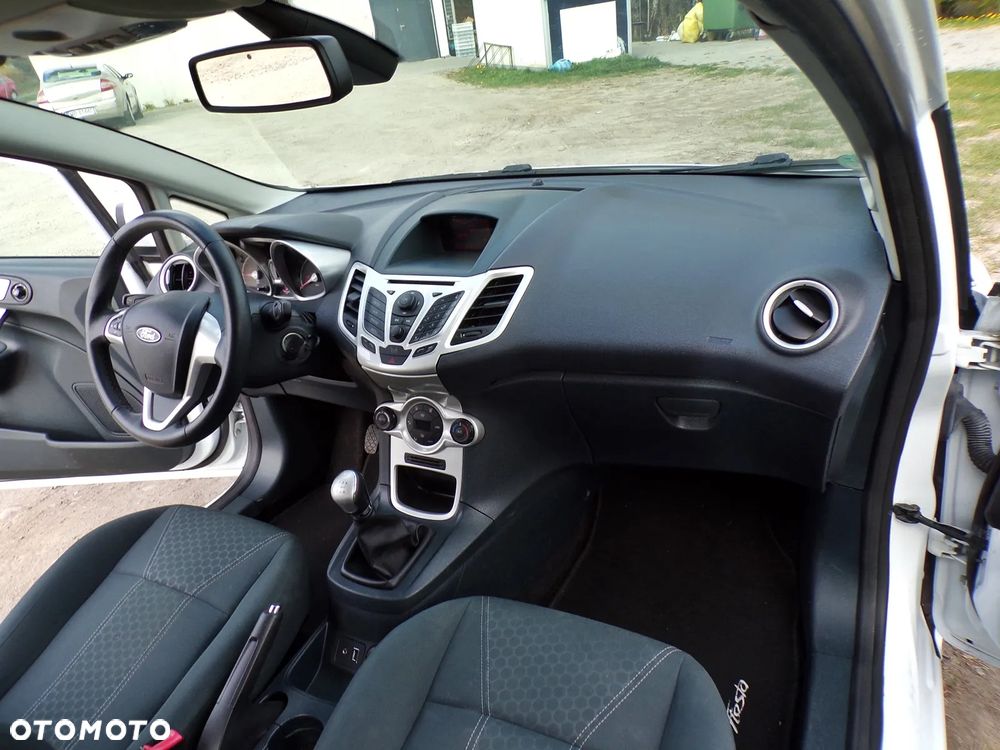 Ford Fiesta 1.25 Titanium - 15
