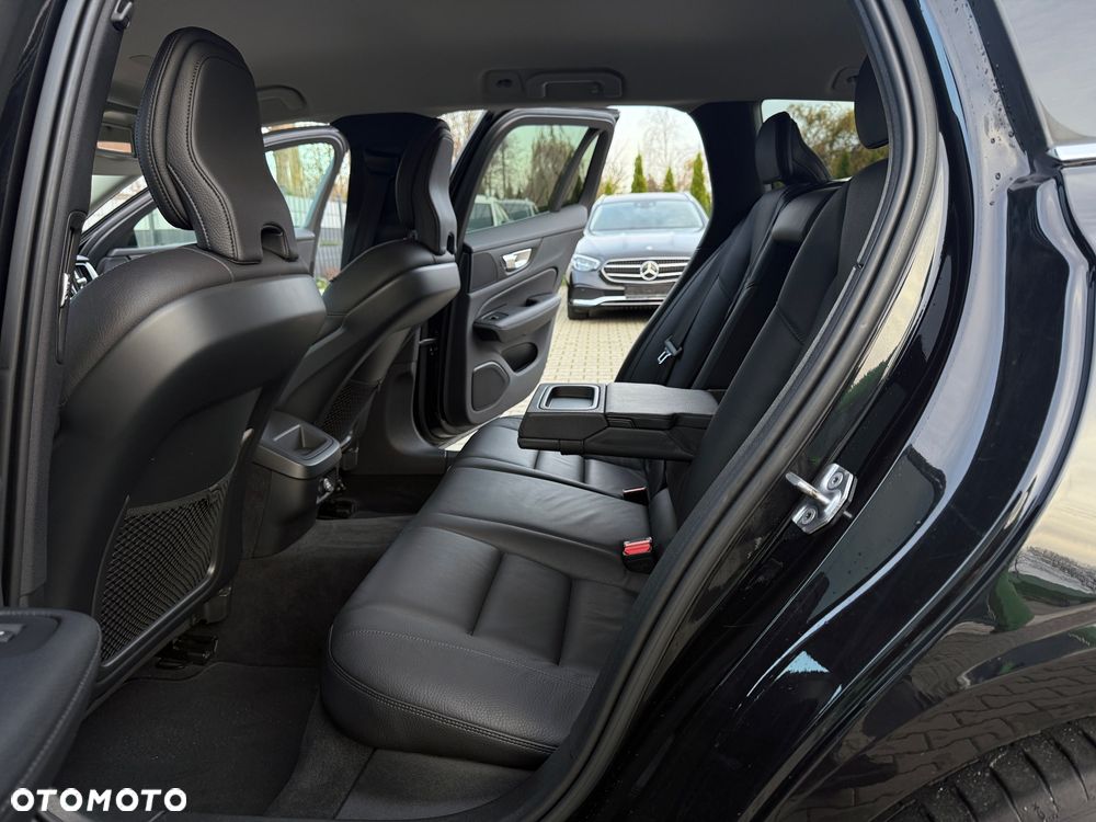 Volvo V60 D3 Drive-E Momentum - 21