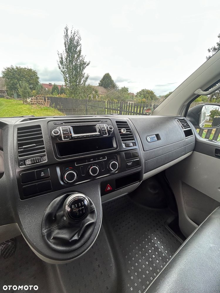Volkswagen Transporter - 16