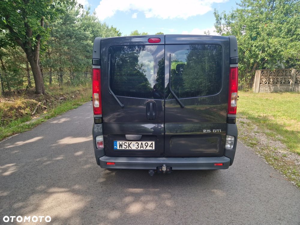 Renault Trafic - 19