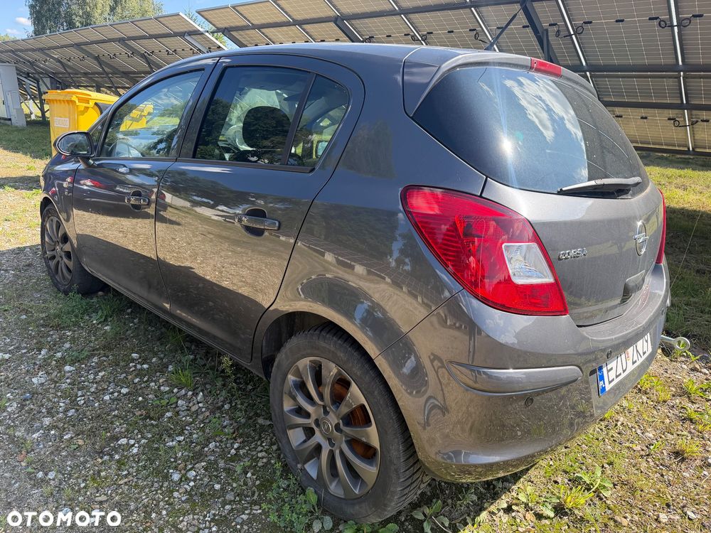 Opel Corsa - 4