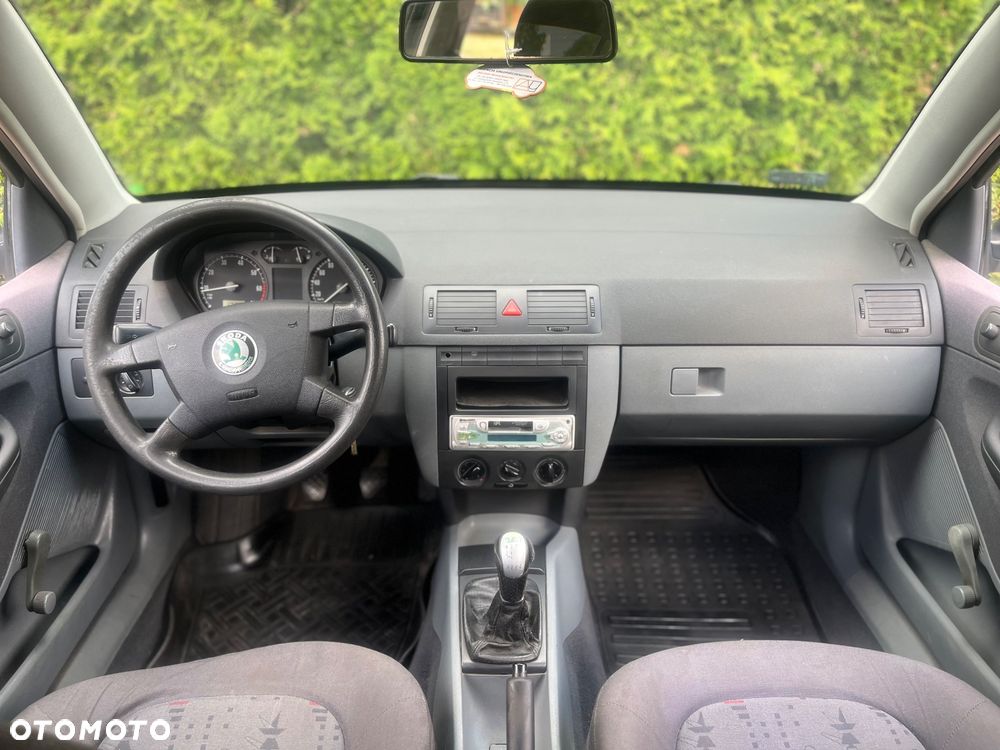 Skoda Fabia - 4
