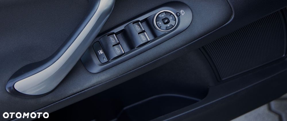 Ford Mondeo 2.0 TDCi Titanium S - 9