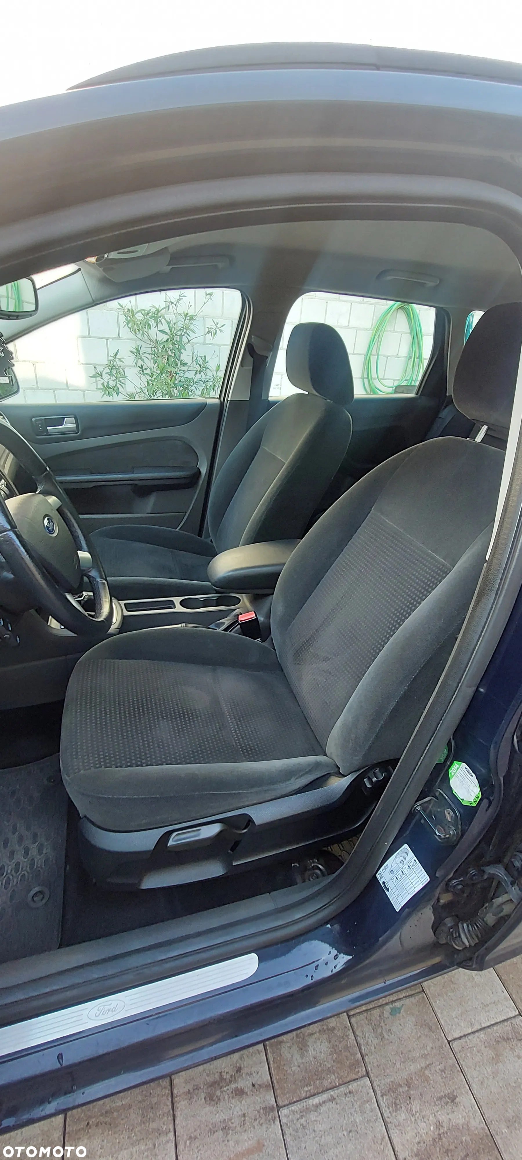 Ford Focus 1.6 TDCi cDPF Ghia - 8