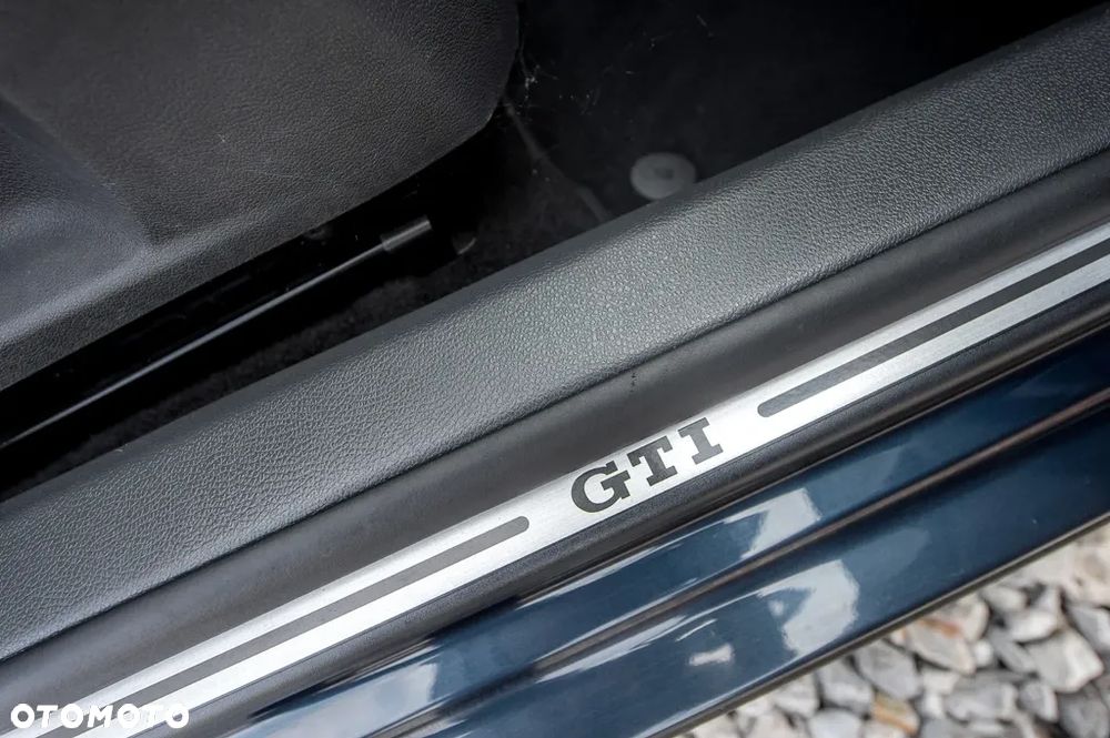 Volkswagen Golf 2.0 GTI - 20