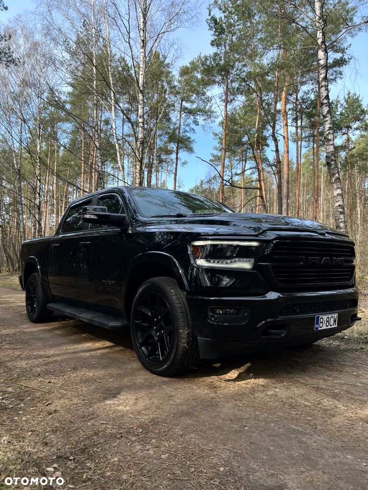 RAM 1500 5.7 Crew Cab Shortbed Laramie Black - 3