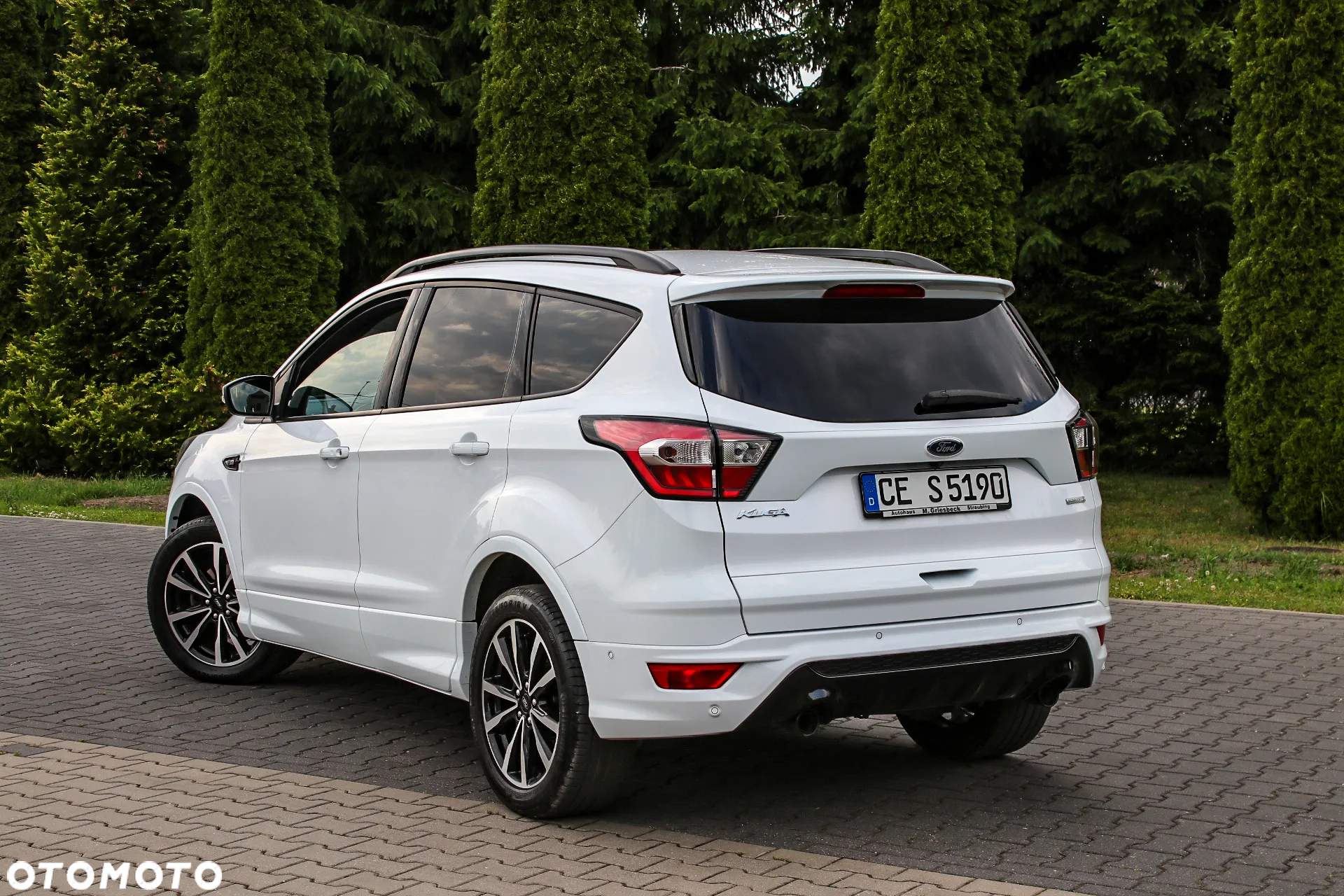 Ford Kuga 1.5 EcoBoost 2x4 ST-Line - 7