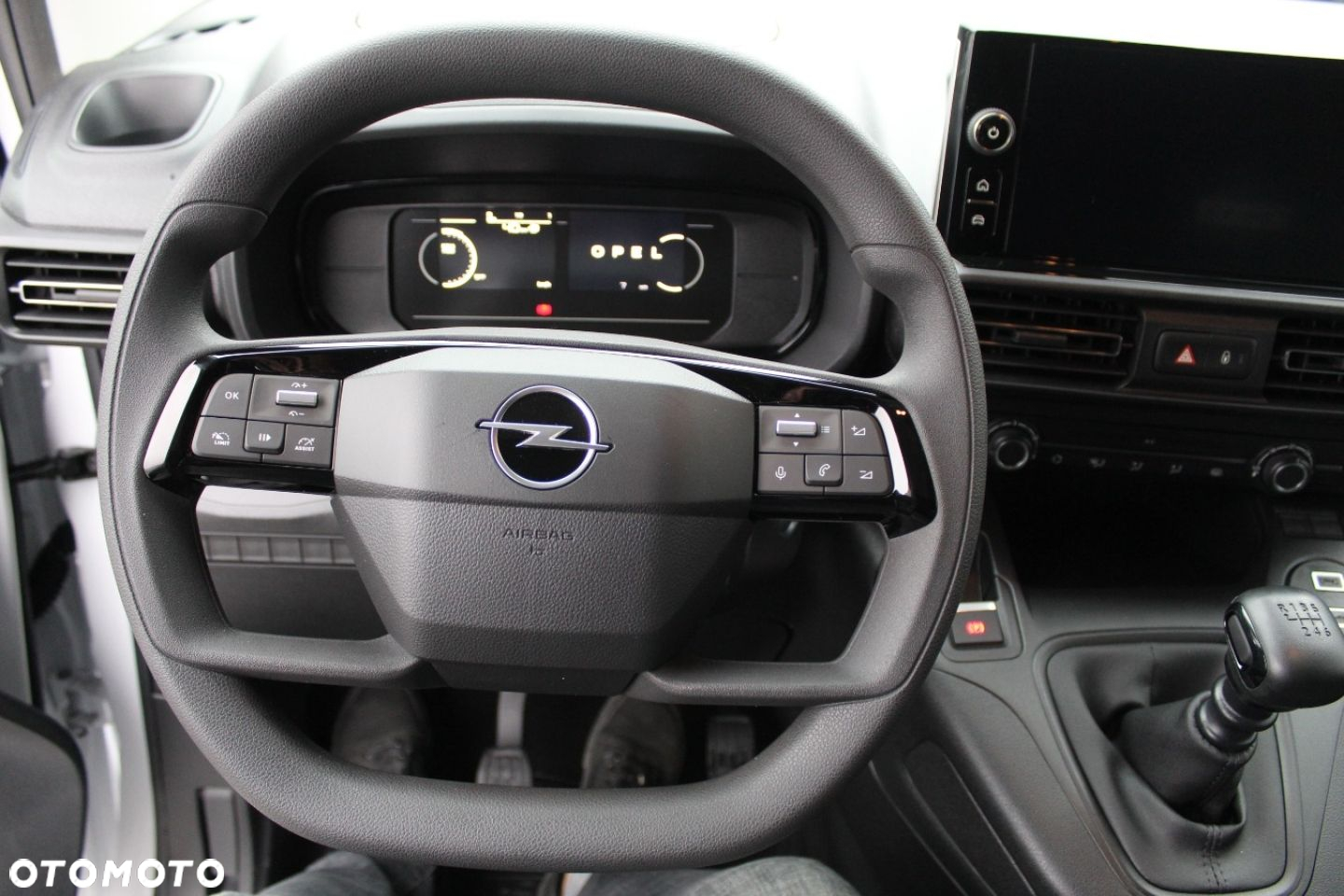 Opel Combo Cargo XL 1.5d 102km - 16