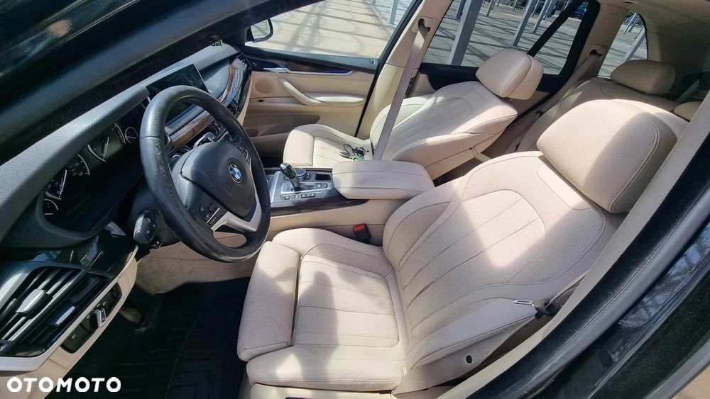 BMW X5 xDrive35i - 9