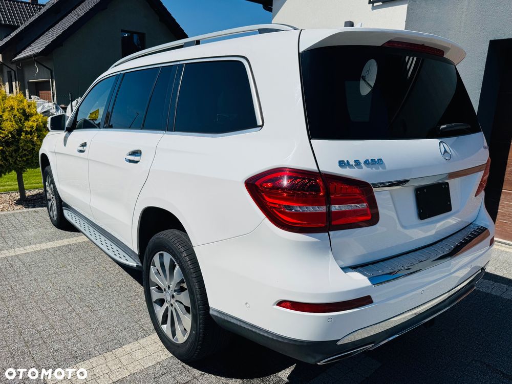 Mercedes-Benz GLS - 8