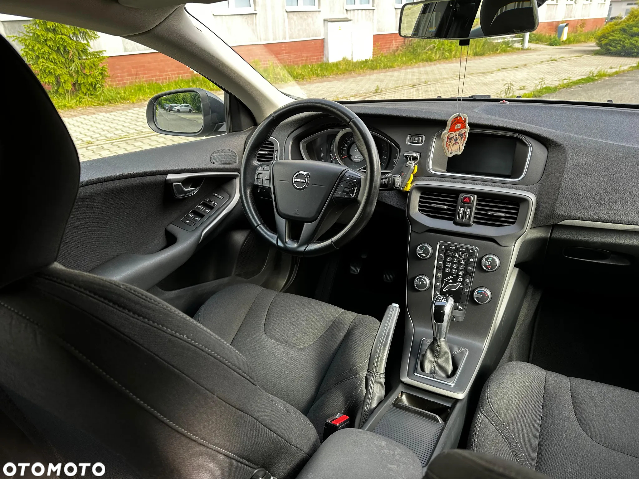 Volvo V40 D2 Drive-E Momentum - 8