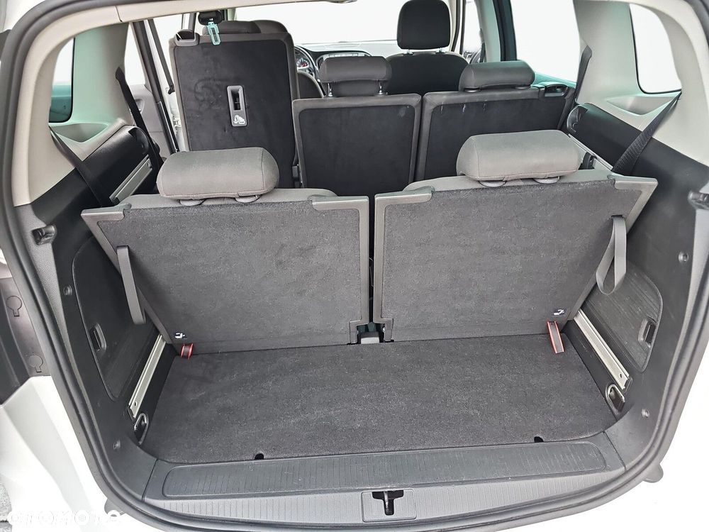 Opel Zafira - 18