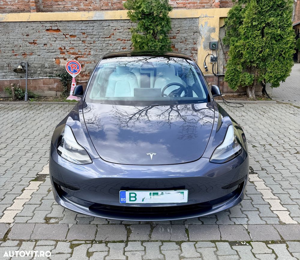 Tesla Model 3 Standard Reichweite Plus Hinterradantrieb - 2