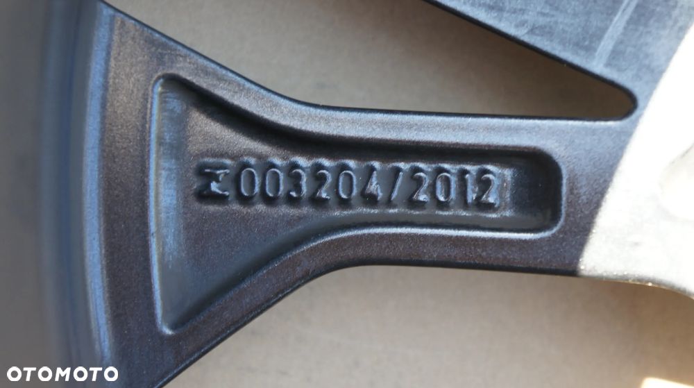 FELGA ALUMINIOWA 18" AUDI RS3 8Y0 - 7