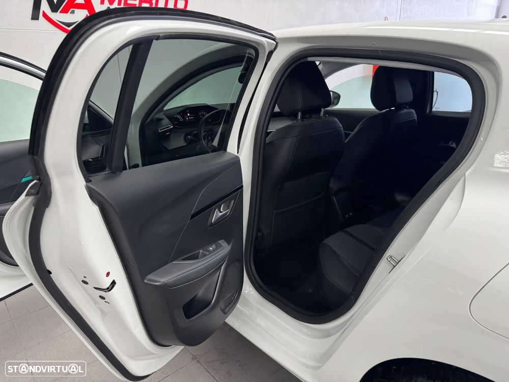 Peugeot 208 PureTech 100 Active Pack - 27