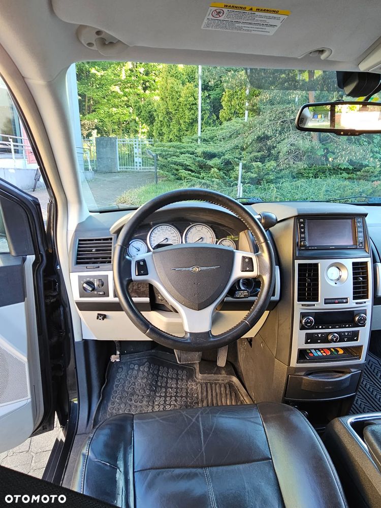 Chrysler Grand Voyager - 5