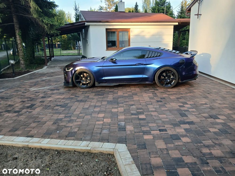 Ford Mustang 5.0 V8 GT - 4