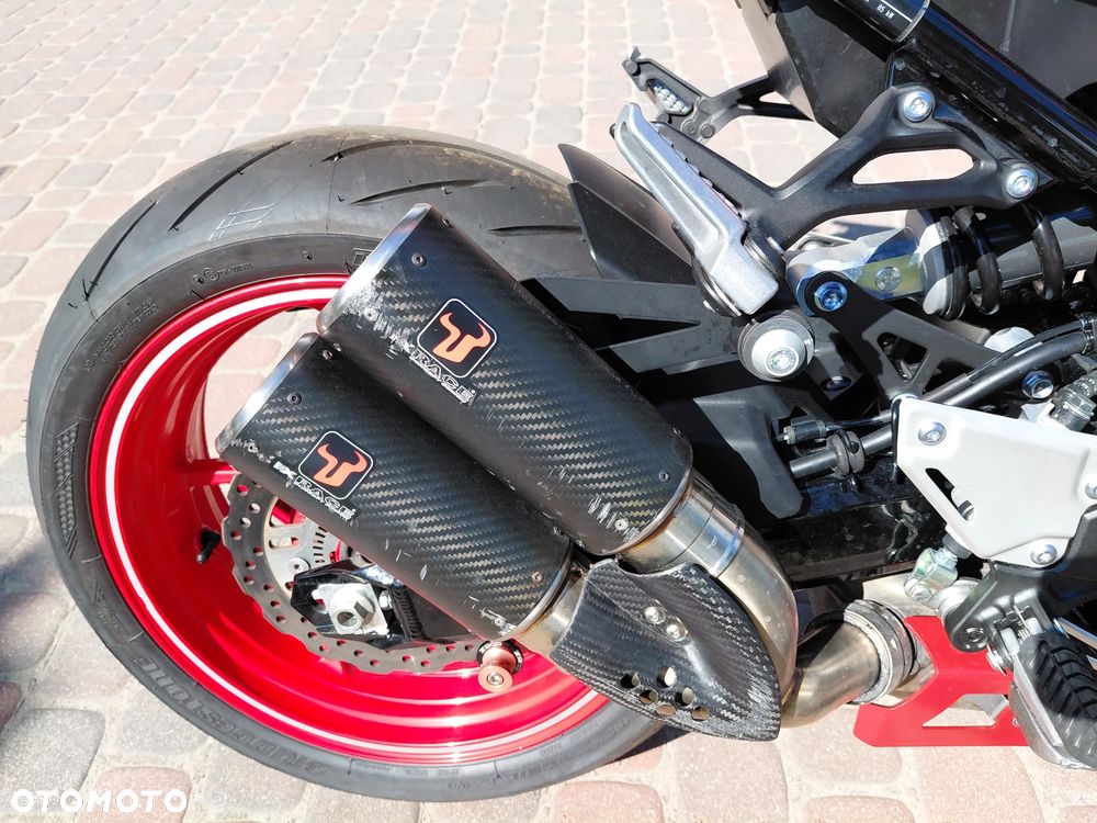 Kawasaki Z 900 - 17