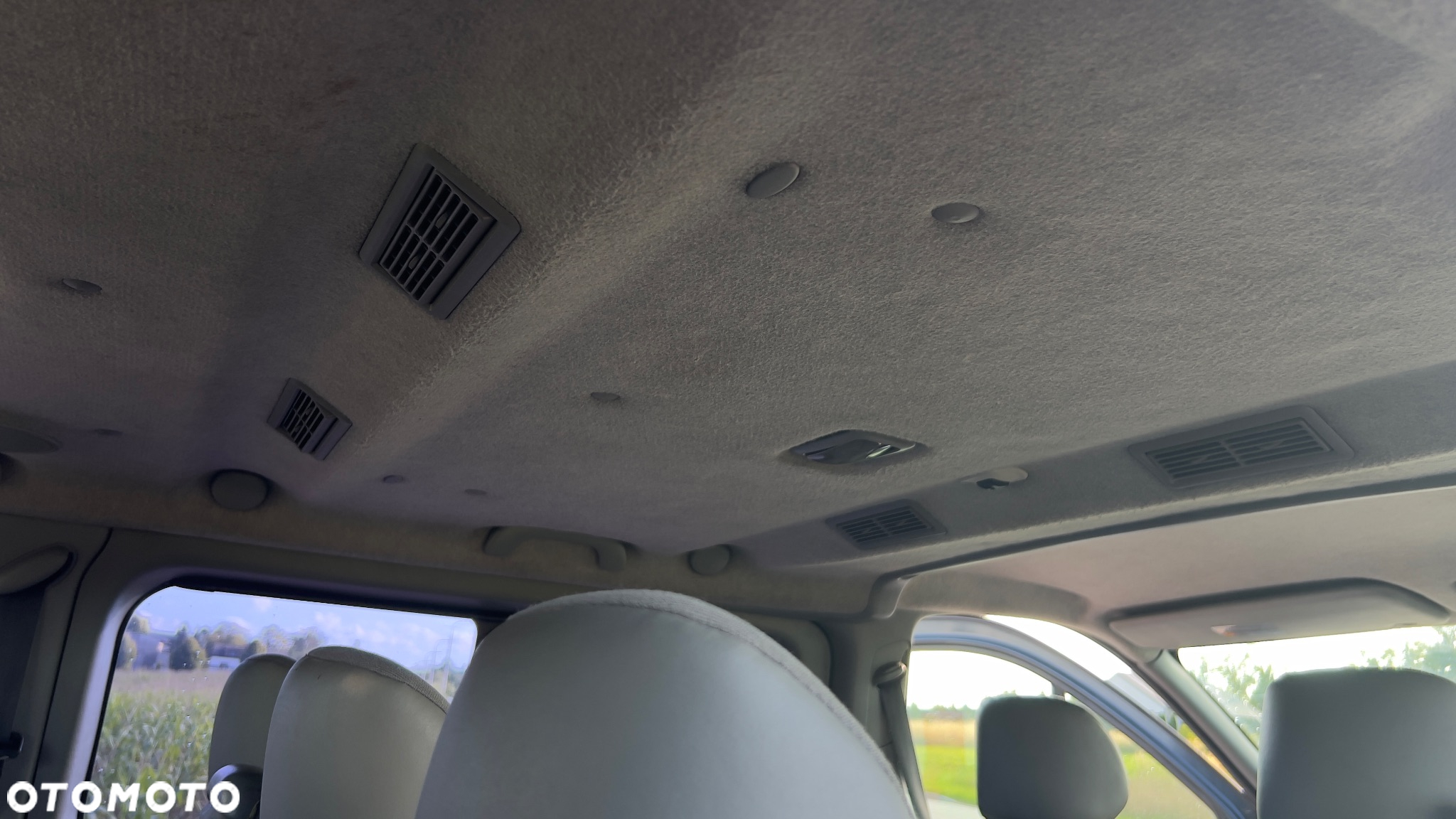 Renault Trafic dCi Passenger - 11