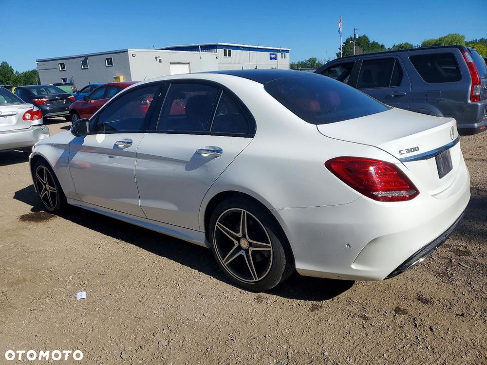 Mercedes-Benz Klasa C 300 7G-TRONIC AMG Line - 5