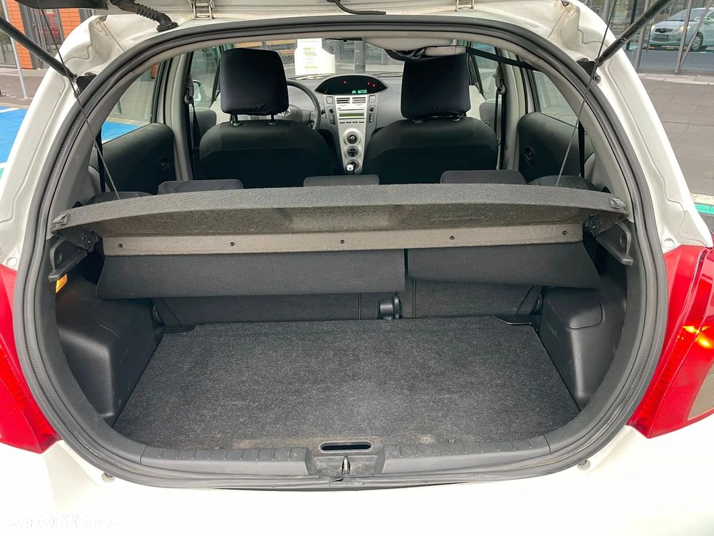 Toyota Yaris 1.0 Terra - 15