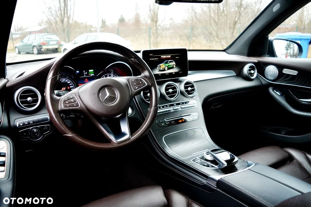 Mercedes-Benz GLC - 9