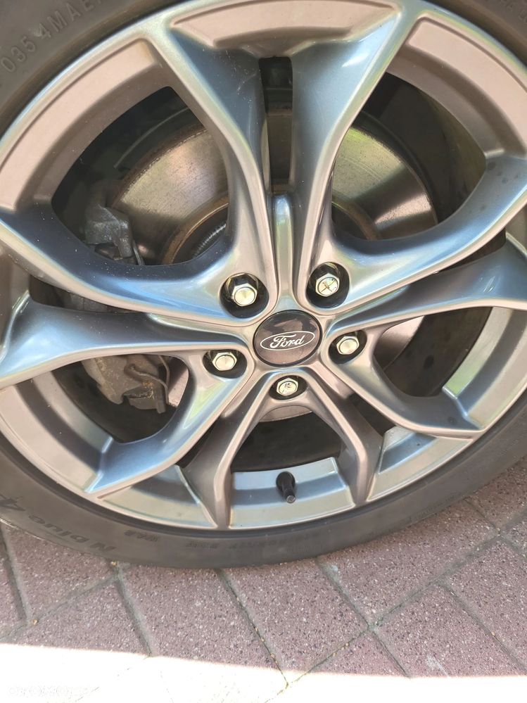 Ford Focus 1.5 EcoBlue Start-Stopp-System ST-LINE - 23